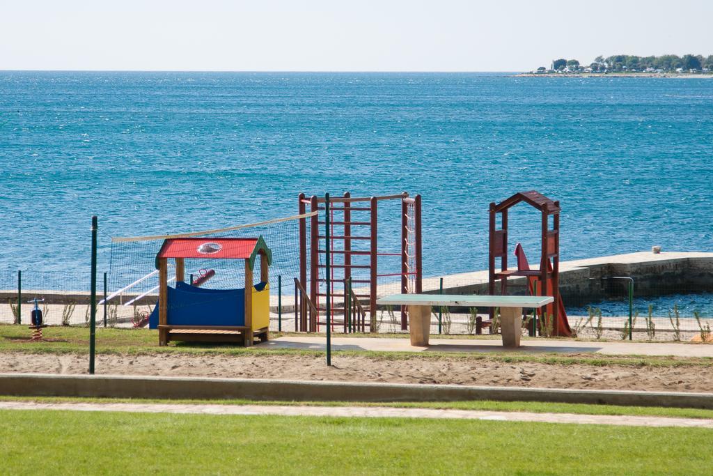 Apartment Urban Porec Bagian luar foto